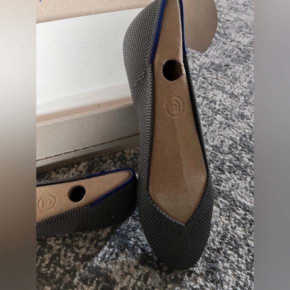 Rothy’s the flat size 8 in charcoal new ladies flats - Picture 2 of 5
